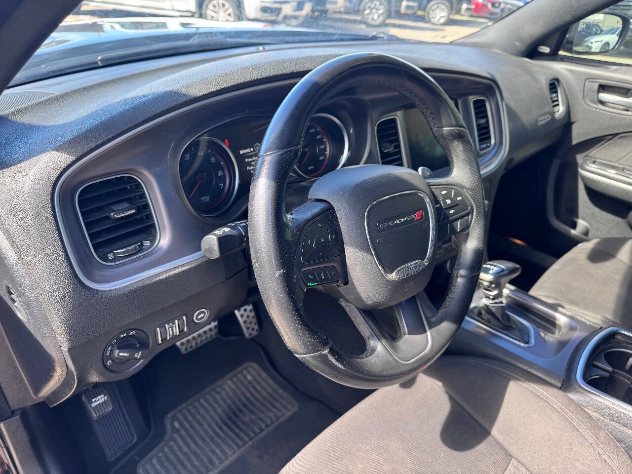 Used 2019 Dodge Charger R/T RWD image 18
