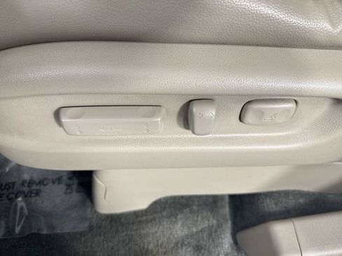 Used 2015 Honda Odyssey Touring Elite image 21