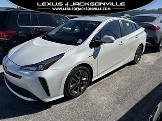 Used 2020 Toyota Prius L Eco video 1