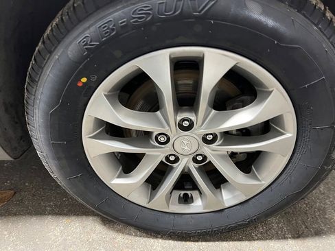 Used 2019 Hyundai Santa Fe SE FWD image 39