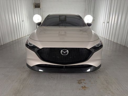 Used 2024 MAZDA MAZDA3 Hatchback w/Premium Plus Pkg image 2