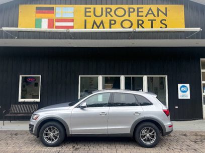 Used 2017 Audi Q5 2.0T Premium Plus w/ Technology Package