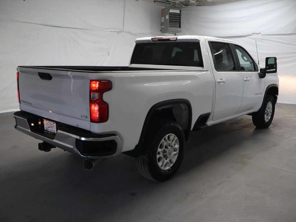 Used 2023 Chevrolet Silverado 2500 LT AWD/4WD image 7