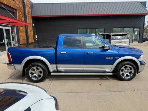 Used 2016 RAM 1500 Laramie w/ Convenience Group AWD/4WD image 18