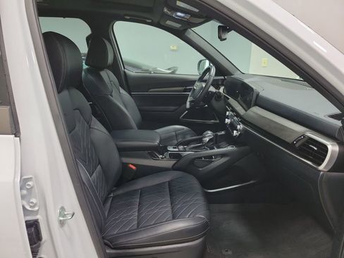 Used 2025 Kia Telluride EX X-Line image 26