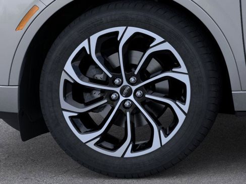 New 2026 Lincoln Nautilus Reserve image 19