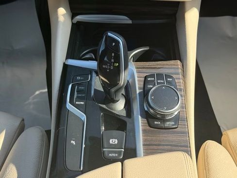 Used 2019 BMW 540i xDrive w/ Convenience Package AWD/4WD image 40