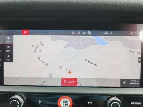 New 2025 Porsche Macan image 28