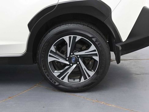 Used 2024 Subaru Crosstrek 2.0i Premium AWD/4WD image 5