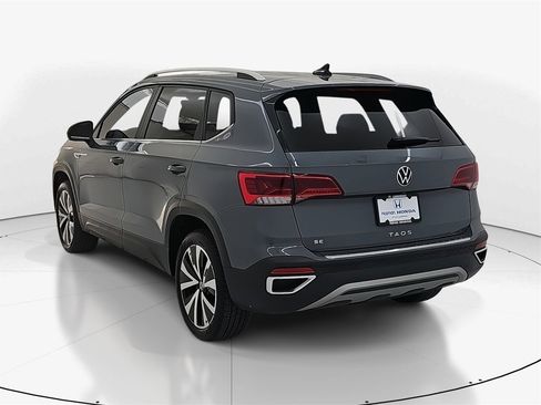 Used 2024 Volkswagen Taos SE image 9