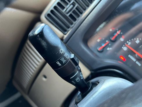 Used 2002 Jeep Wrangler Sahara AWD/4WD image 31