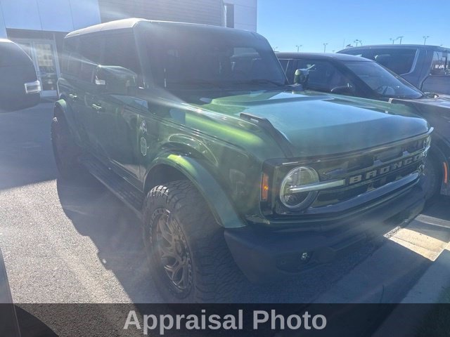 Used 2022 Ford Bronco Outer Banks AWD/4WD image 2