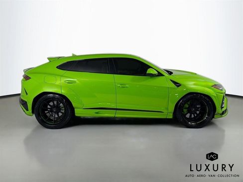Used 2022 Lamborghini Urus image 6