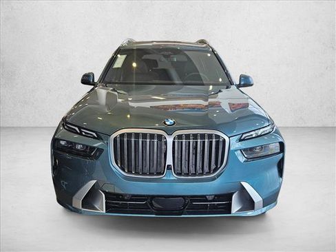 New 2026 BMW X7 xDrive40i image 2