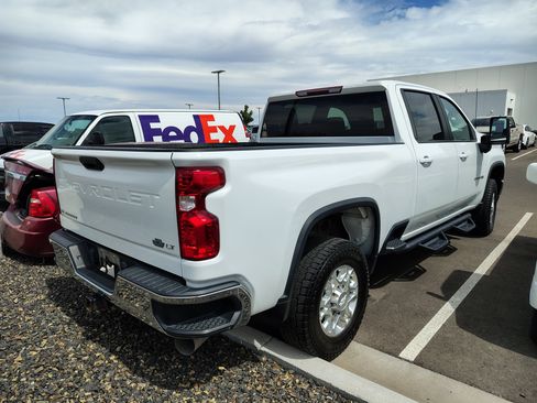 Certified 2020 Chevrolet Silverado 2500 LT AWD/4WD image 4