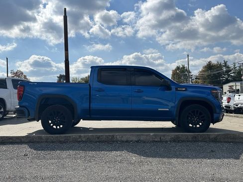 Used 2022 GMC Sierra 1500 Elevation image 5