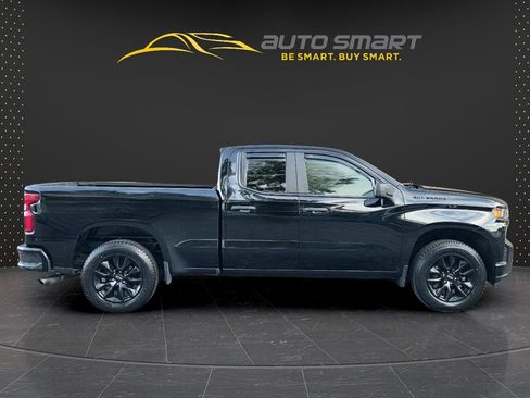 Used 2022 Chevrolet Silverado 1500 Custom AWD/4WD image 6