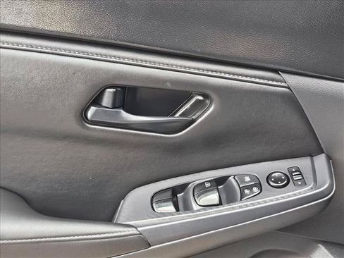 Used 2024 Nissan Sentra S w/ Trunk Package FWD image 27