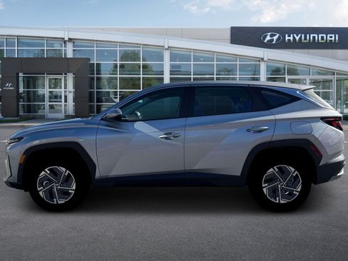 New 2026 Hyundai Tucson Blue SE AWD/4WD image 3