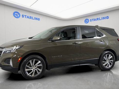 Used 2023 Chevrolet Equinox LT FWD image 2
