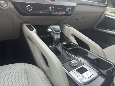 Used 2021 Kia Telluride S FWD image 12