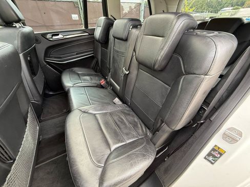 Used 2018 Mercedes-Benz GLS 550 4MATIC image 24