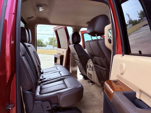 Used 2016 Ford F250 King Ranch w/ FX4 Off-Road Package image 16