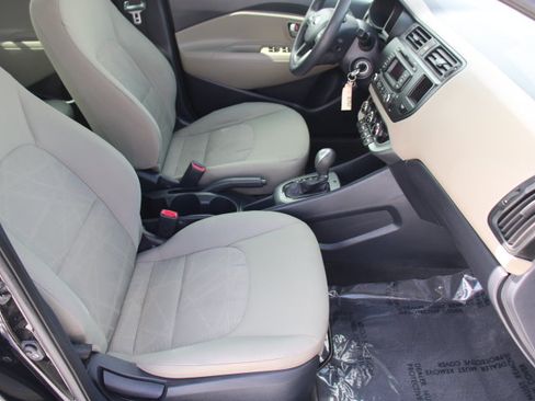 Used 2014 Kia Rio LX w/ Power Package FWD image 17