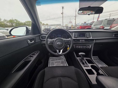 Used 2016 Kia Optima LX FWD image 21