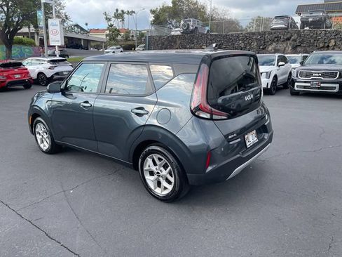 Used 2025 Kia Soul LX w/ LX Technology Package FWD image 4