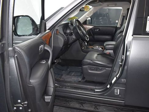 Used 2024 Nissan Armada SL image 12