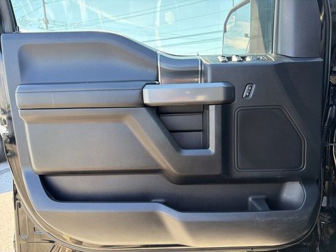 Used 2018 Ford F150 XLT w/ Equipment Group 302A Luxury image 31