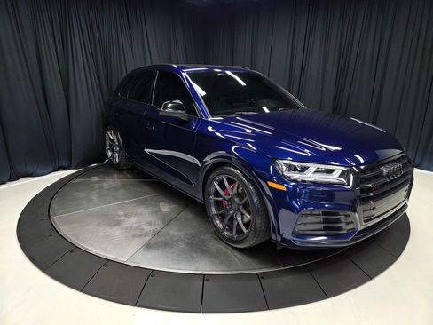 Used 2020 Audi SQ5 Premium Plus w/ Premium Plus Package image 4