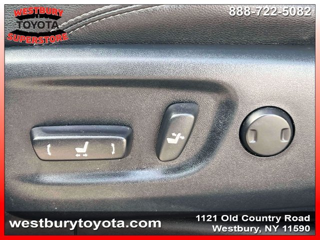 Used 2022 Toyota 4Runner SR5 Premium w/ Moonroof Package AWD/4WD image 21