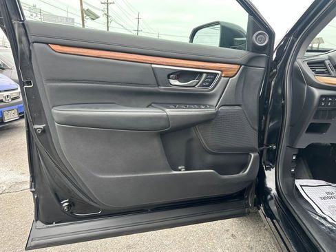 Used 2022 Honda CR-V Touring image 9