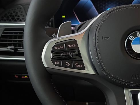 New 2026 BMW X5 M60i image 17