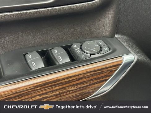 Used 2023 Chevrolet Silverado 2500 High Country w/ Safety Package II image 28