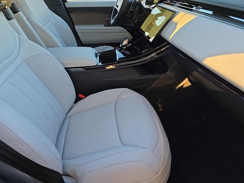 New 2026 Land Rover Range Rover Sport SE image 7