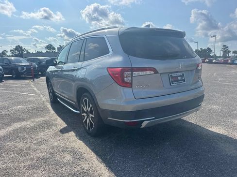Used 2019 Honda Pilot Touring image 5