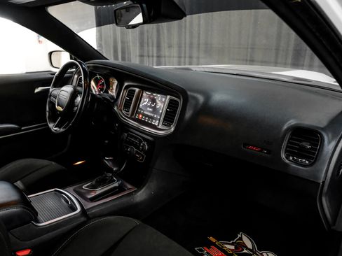 Used 2023 Dodge Charger Scat Pack w/ Technology Group RWD image 14