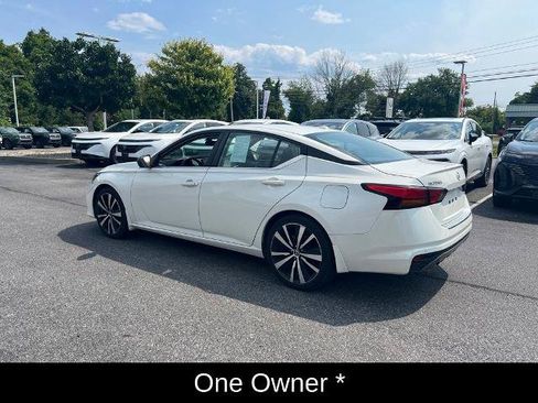 Certified 2022 Nissan Altima 2.5 SR FWD image 10