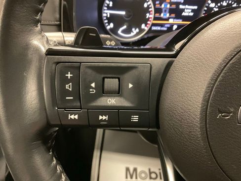 Used 2023 Nissan Pathfinder SL image 20