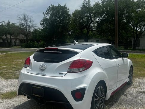 Used 2016 Hyundai Veloster Turbo R-Spec FWD image 7