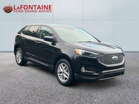 Certified 2023 Ford Edge SEL w/ Convenience Package AWD/4WD image 3