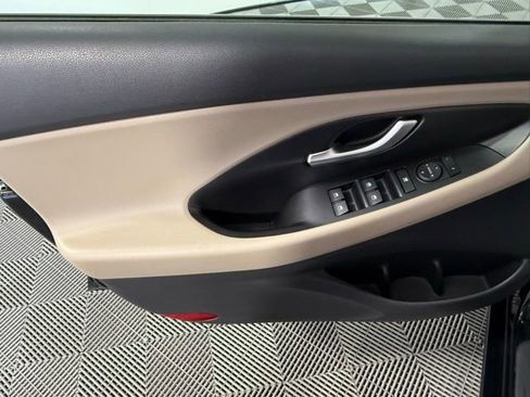 Used 2020 Hyundai Elantra GT w/ Style Package 02 FWD image 14