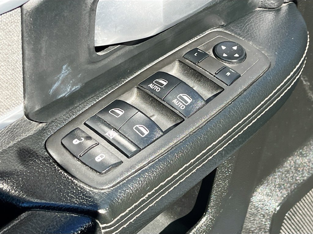 Used 2024 RAM 2500 Rebel AWD/4WD image 18
