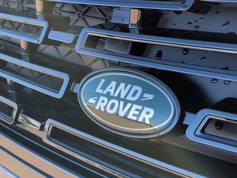 New 2026 Land Rover Range Rover Velar S image 11