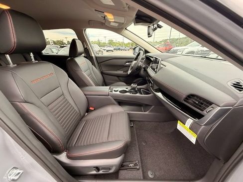 New 2026 Nissan Rogue SV w/ Rock Creek Premium Package AWD/4WD image 20