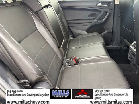 Used 2018 Volkswagen Tiguan SE FWD image 16