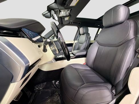 Certified 2024 Land Rover Range Rover SE AWD/4WD image 22